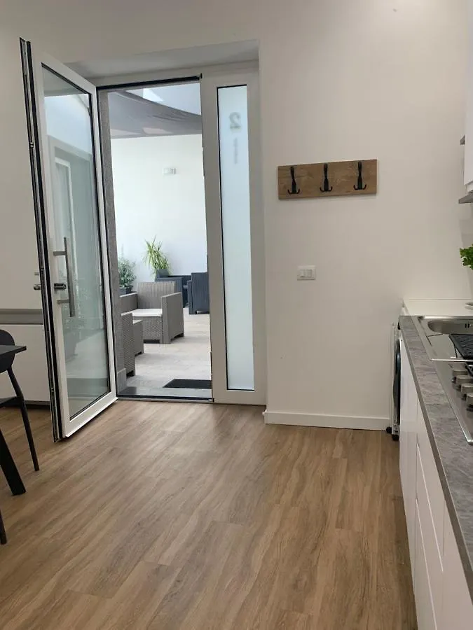 Rosato Suites 2 - Appartamento Moderno E Confortevole Con Spazio Esterno Tra Mondello E Il Centro Storico Palermo 0*,  Italy
